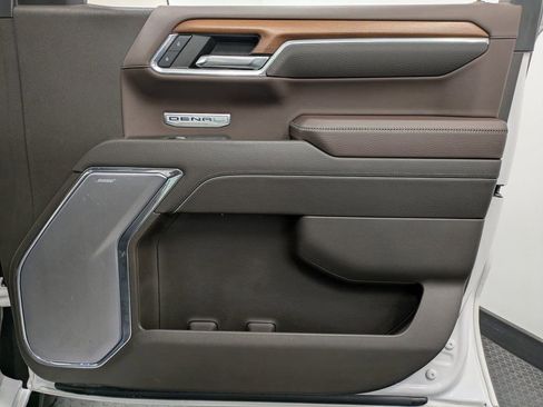 Used 2023 GMC Sierra 1500 Denali w/ Technology Package image 28