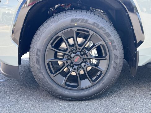New 2026 Toyota Sequoia Platinum AWD/4WD image 5