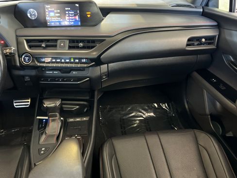 Used 2019 Lexus UX 250h F Sport w/ F Sport Premium Package AWD/4WD image 32