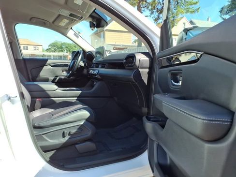 Certified 2023 Honda Pilot EX-L image 11