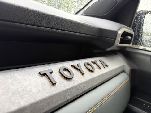 Used 2025 Toyota Tacoma 4x4 Double Cab Hybrid w/ Tow Tech Package image 31