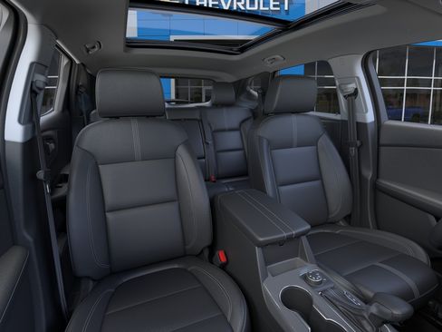 New 2026 Chevrolet Blazer LT w/ Sound & Technology Package AWD/4WD image 16