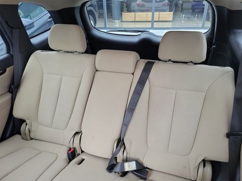 Used 2010 Hyundai Santa Fe GLS w/ Premium Pkg 2 image 11