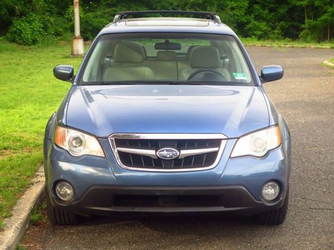 Used 2008 Subaru Outback 2.5i Limited L.L. Bean AWD/4WD image 21