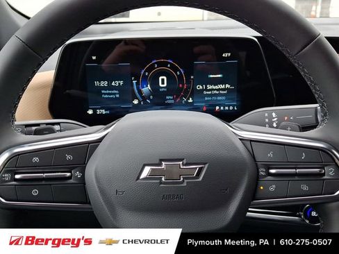 New 2026 Chevrolet Equinox ACTIV w/ Convenience Package III FWD image 14
