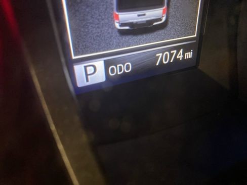 Certified 2023 Toyota Tacoma TRD Off-Road image 2