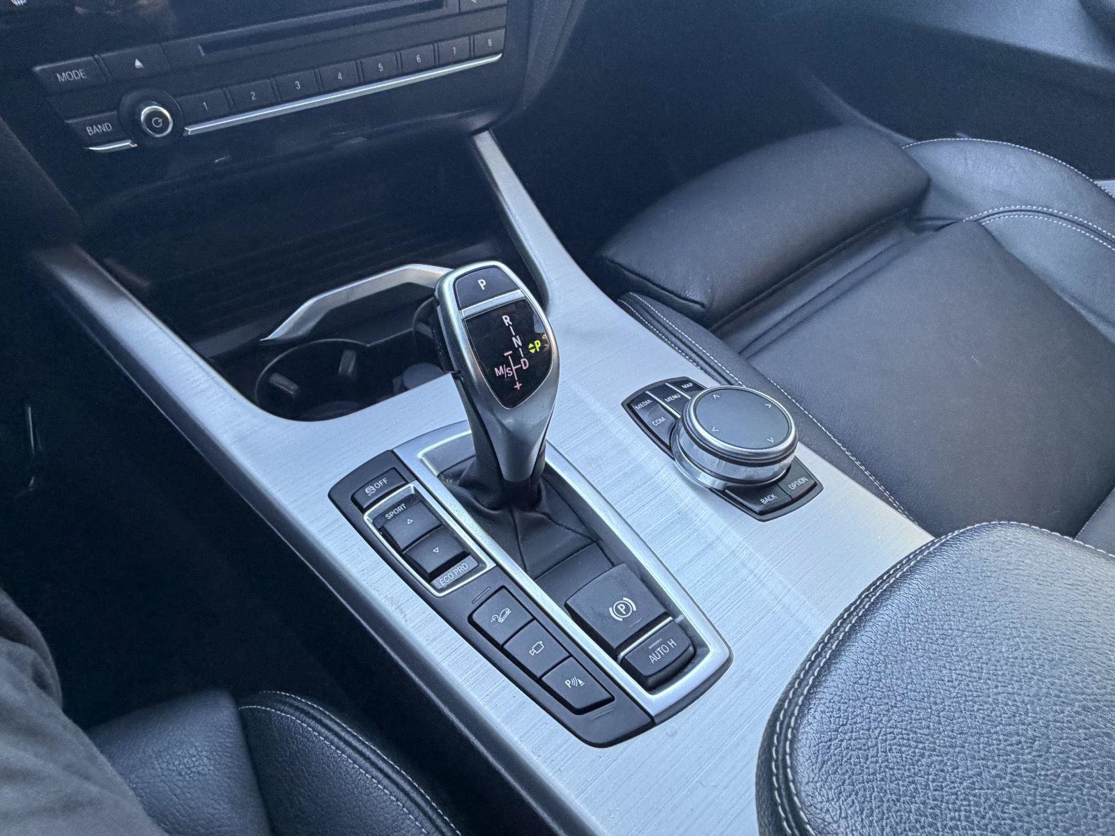 Used 2018 BMW X4 xDrive28i AWD/4WD image 18