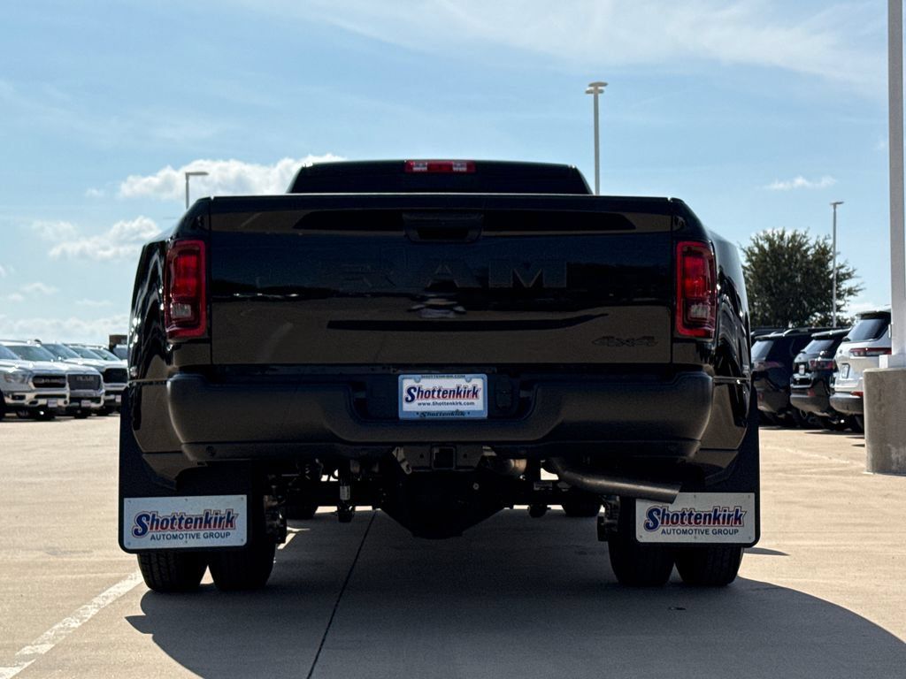 New 2027 RAM 3500 Tradesman AWD/4WD image 9