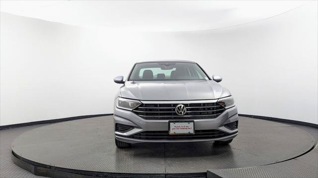 Used 2020 Volkswagen Jetta SEL FWD image 12