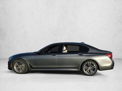 Used 2019 BMW 750i xDrive 750i xDrive w/ Executive Package image 9