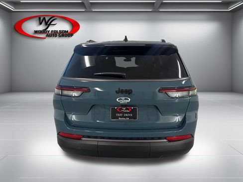 New 2026 Jeep Grand Cherokee L Limited w/ Limited Altitude Package RWD image 7
