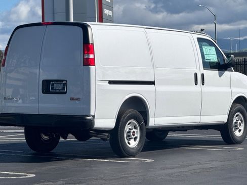 New 2025 GMC Savana 2500 w/ Driver Convenience Package image 4
