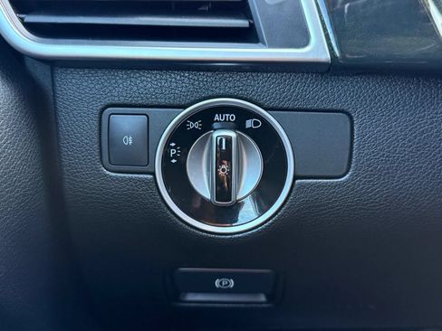 Used 2015 Mercedes-Benz GL 450 4MATIC image 39