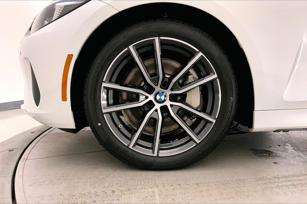 Used 2025 BMW 430i xDrive Coupe w/ Premium Package AWD/4WD image 8