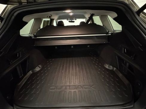 Used 2022 Subaru Outback Premium image 30