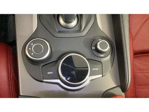 Used 2019 Alfa Romeo Giulia Ti Sport w/ Quick Order Package 22S Sport image 33