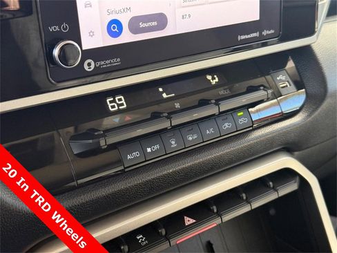 Used 2022 Toyota Tundra SR5 image 28