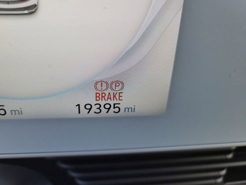 Certified 2023 Hyundai Ioniq 5 Limited w/ Cargo Package image 32