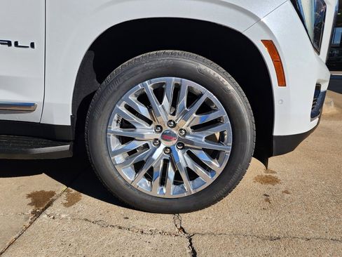 New 2026 GMC Yukon XL Denali image 59