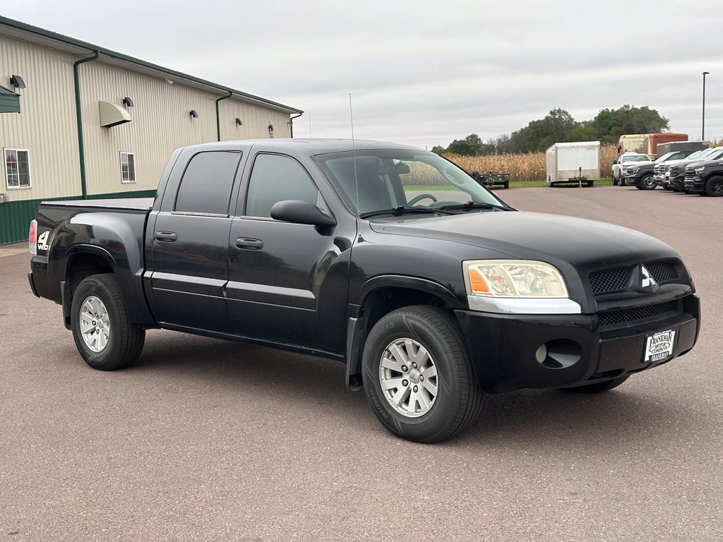 Used 2006 Mitsubishi Raider LS AWD/4WD image 7