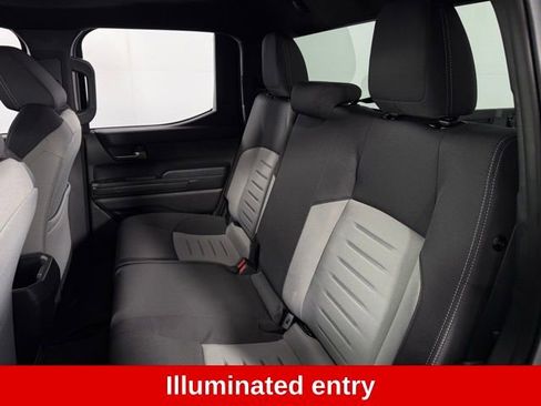 Used 2025 Toyota Tacoma TRD Off-Road image 16