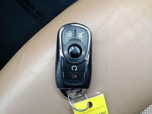 Used 2018 Buick Enclave Premium w/ Experience Buick Package AWD/4WD image 34