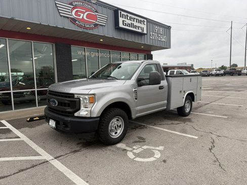 Used 2020 Ford F250 XL image 1