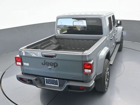 New 2026 Jeep Gladiator Sport image 42