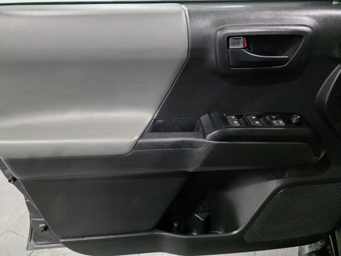 Used 2023 Toyota Tacoma SR image 10