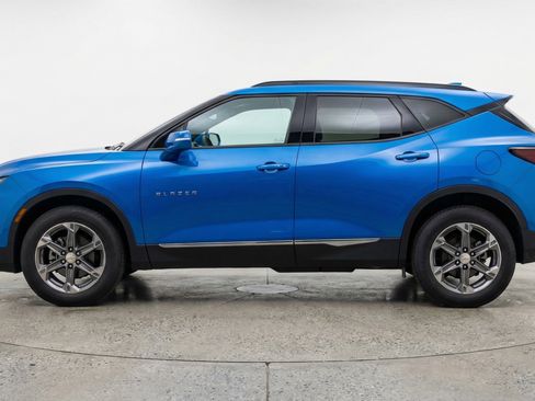 Used 2025 Chevrolet Blazer LT image 5