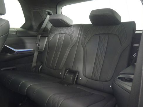 Certified 2024 BMW X7 M60i w/ Executive Package image 18