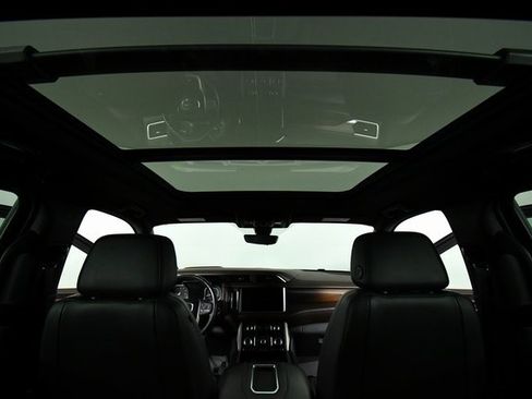 Used 2021 GMC Yukon XL Denali image 25