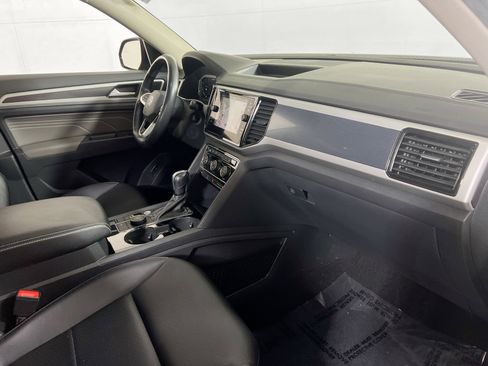 Used 2022 Volkswagen Atlas SEL R-Line image 31