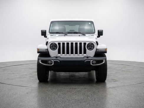 Used 2025 Jeep Wrangler Sport S image 2
