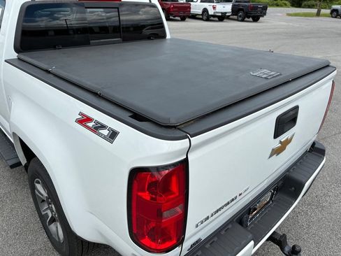 Used 2017 Chevrolet Colorado Z71 AWD/4WD image 43