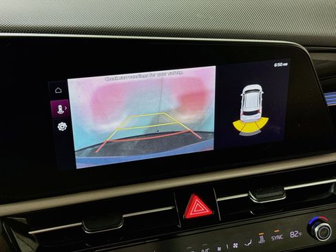 Used 2023 Kia Niro Wind w/ Wind Preserve Package image 3