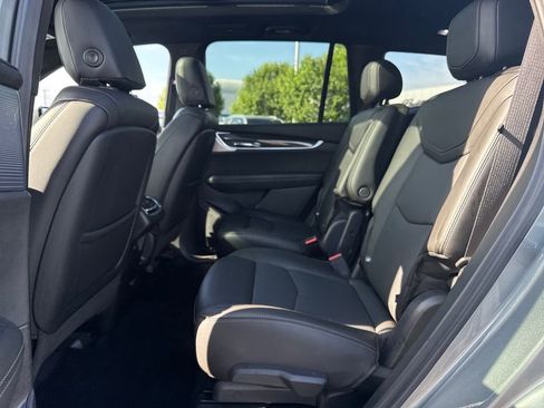 Certified 2023 Cadillac XT6 Sport w/ LPO, ONYX Package AWD/4WD image 17
