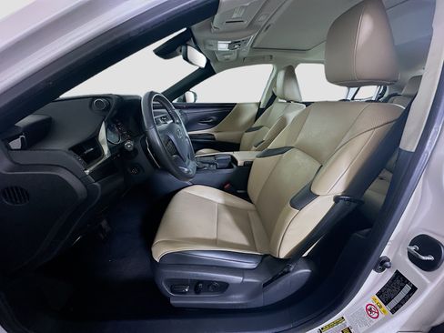 Used 2019 Lexus ES 350 w/ Premium Package FWD image 13