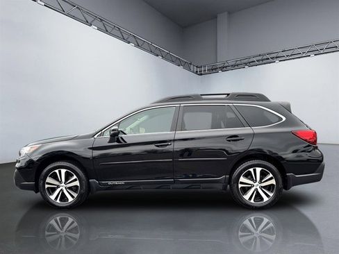 Used 2019 Subaru Outback 2.5i Limited image 2
