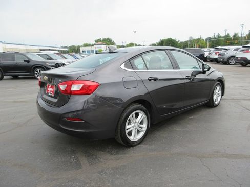 Certified 2017 Chevrolet Cruze LT w/ Convenience Package FWD image 6