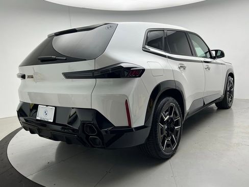Certified 2023 BMW XM AWD/4WD image 3