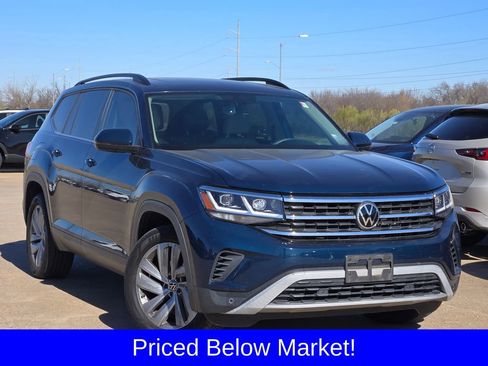 Used 2021 Volkswagen Atlas SE w/ Panoramic Sunroof Package image 2