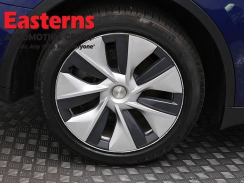 Used 2020 Tesla Model Y Long Range AWD/4WD image 24