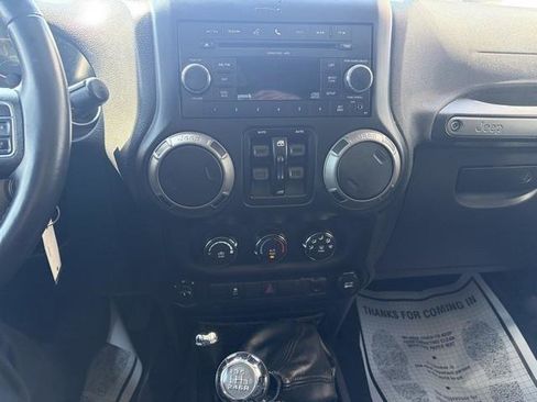 Used 2016 Jeep Wrangler Unlimited Sport image 15