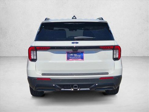 Certified 2025 Ford Explorer ST-Line w/ Premium Package RWD image 8