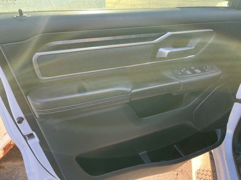 Used 2019 RAM 1500 Big Horn image 11