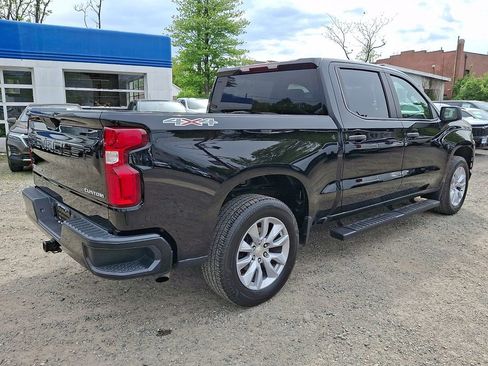 Used 2022 Chevrolet Silverado 1500 Custom AWD/4WD image 8