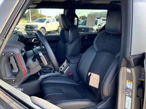 Used 2025 Ford Bronco Raptor AWD/4WD image 7