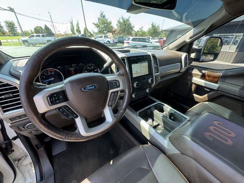 Used 2017 Ford F350 King Ranch w/ King Ranch Ultimate Package AWD/4WD image 16