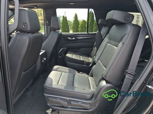 Used 2022 GMC Yukon Denali AWD/4WD image 10